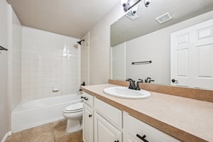 W 87th Ave-S1302-044.jpg