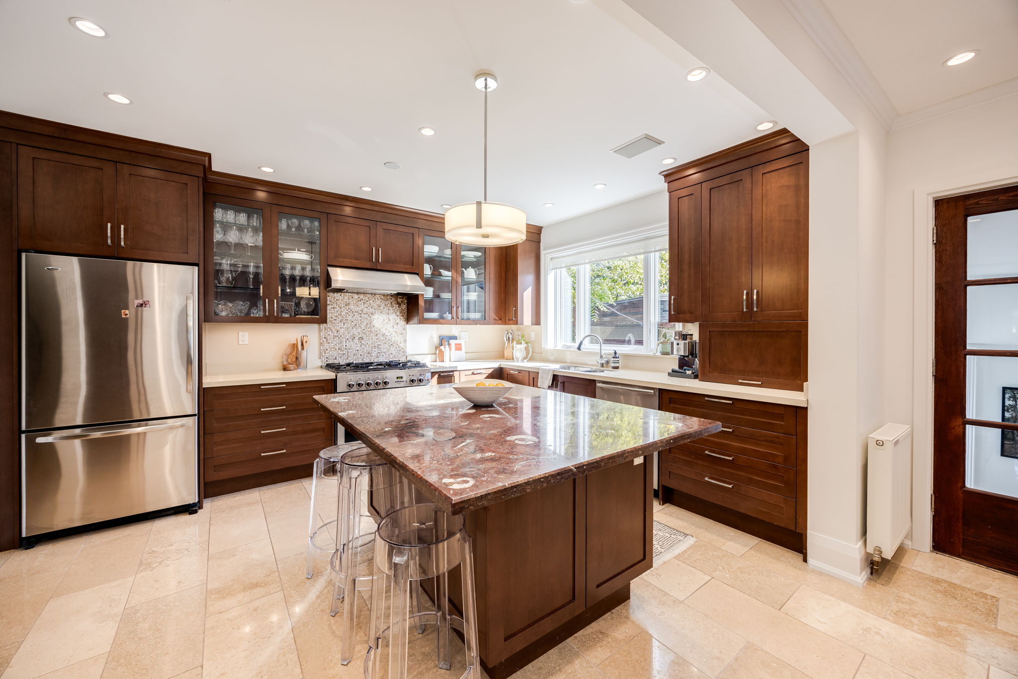 Toronto property showcase — delivered property photograph 16