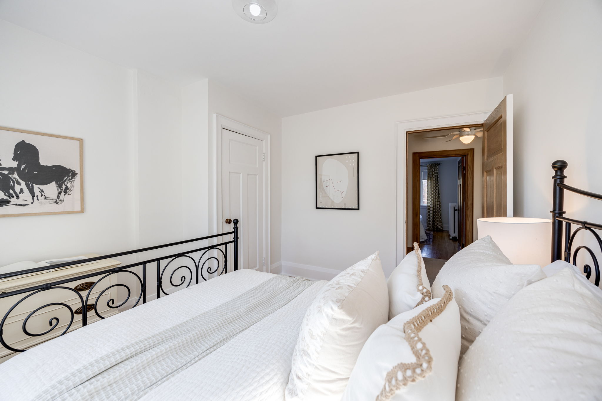 Toronto property showcase — delivered property photograph 24