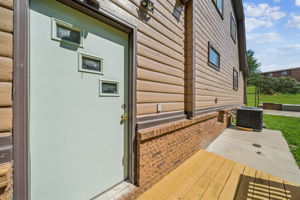  Photo 32