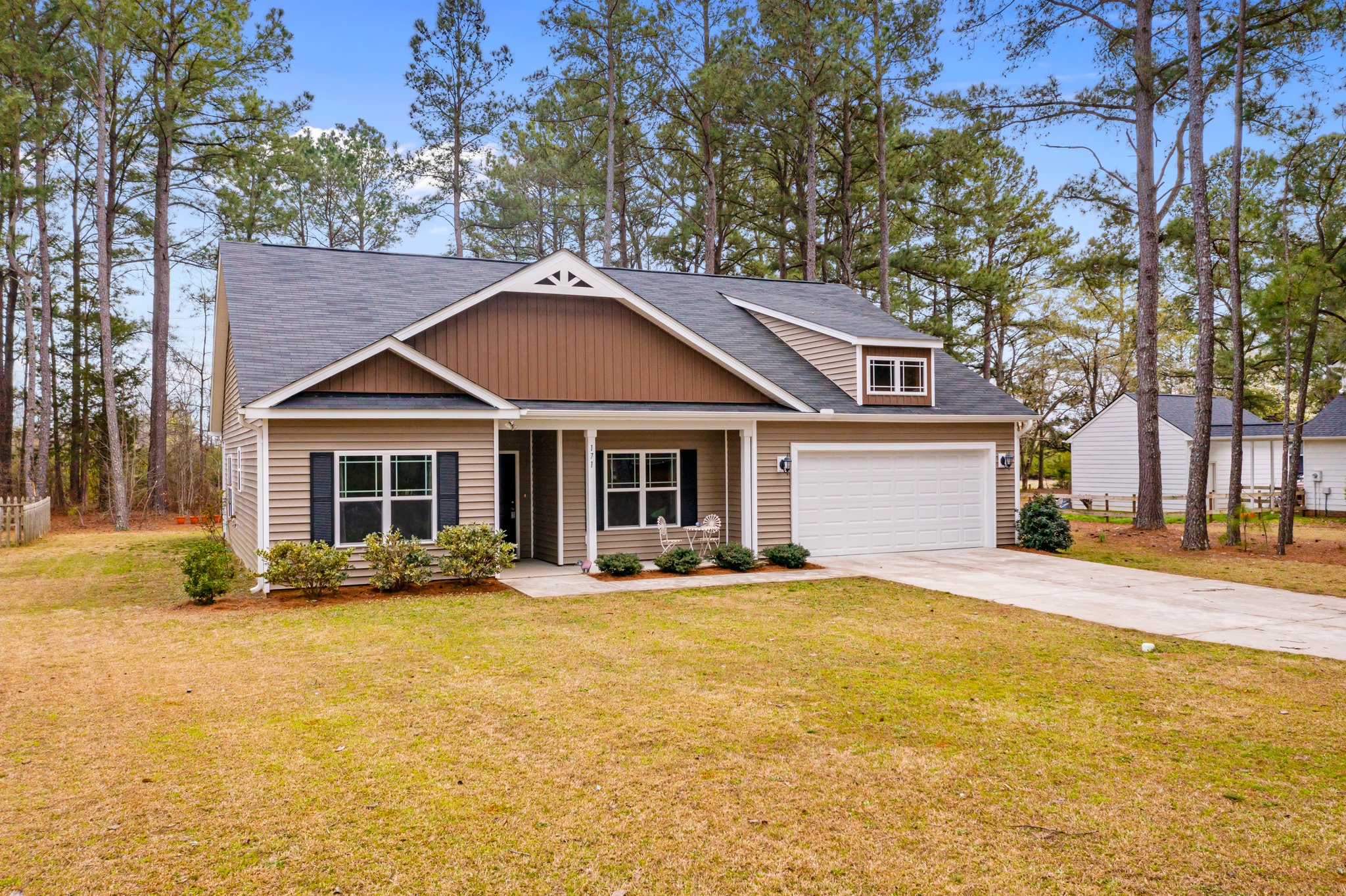 171 Highland Dr, Lillington, NC 27546