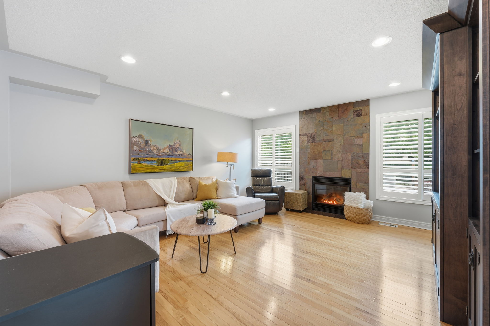  Photo 39