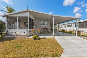 Front Exterior 1.jpg