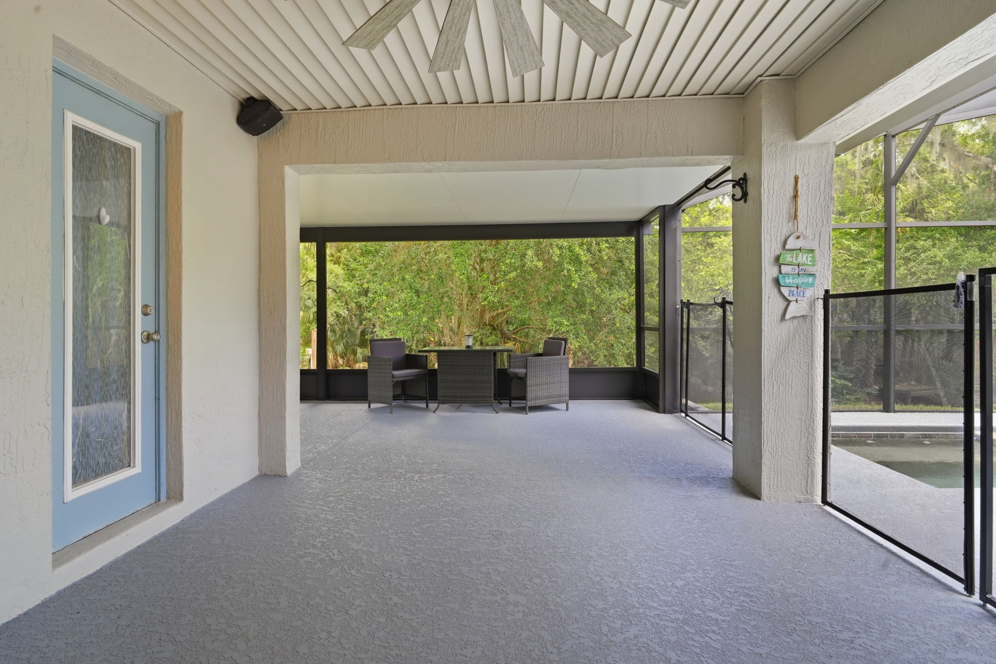  Photo 47