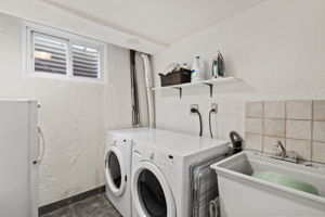  Photo 50