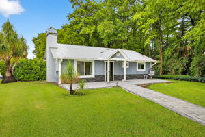 Front Exterior 2 of 2