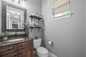  Photo 40