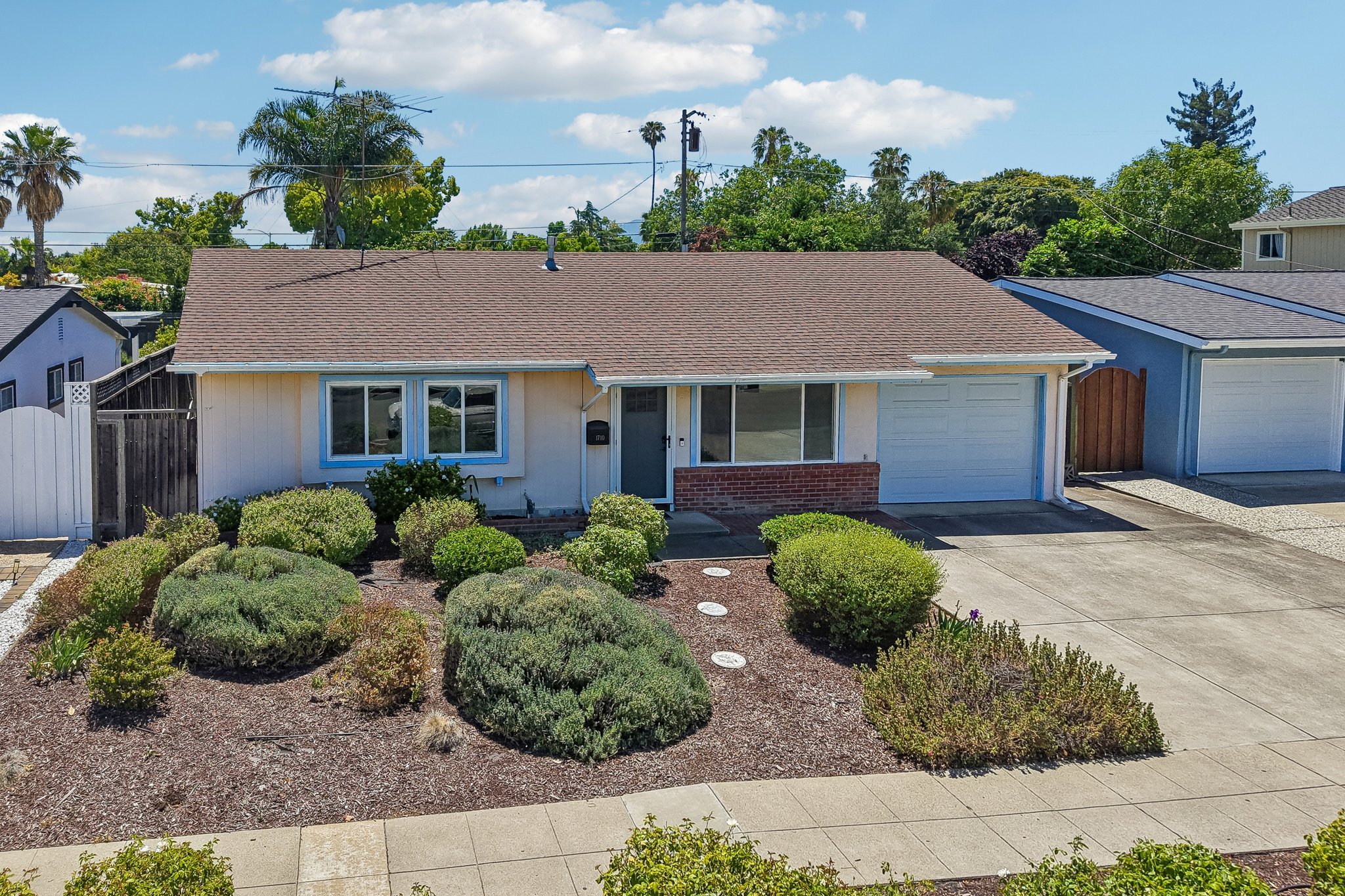 Fallbrook Ave-S0206-063.jpg
