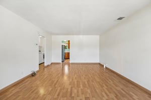 Fallbrook Ave-S0206-016.jpg