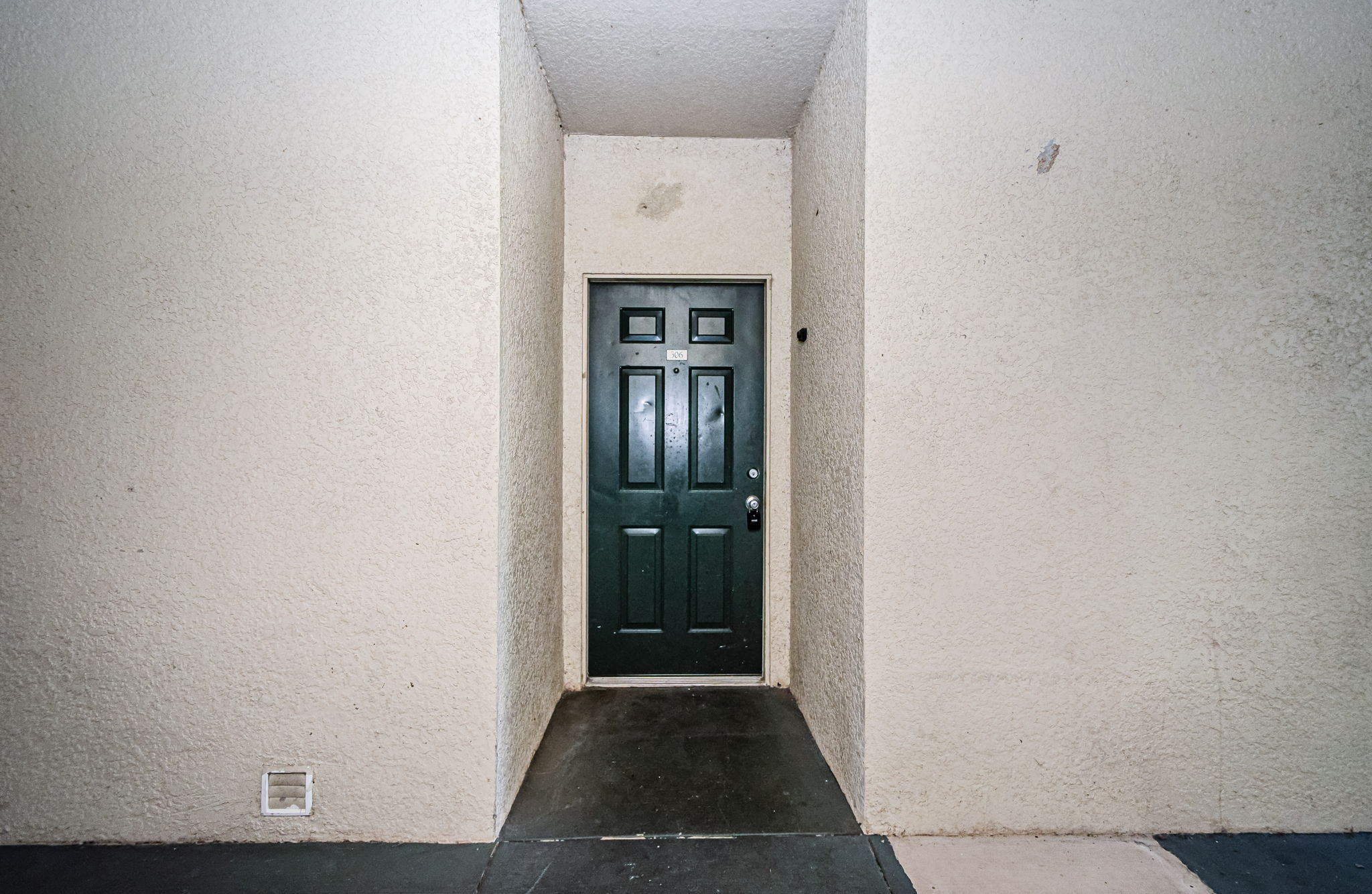 Exterior Entrance 1B