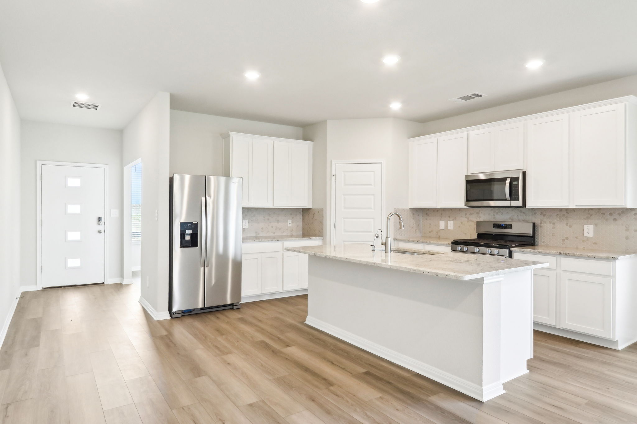 Austin - Lakeside Meadows - 17105 Loch Rd Pflugerville TX 78660 - 009