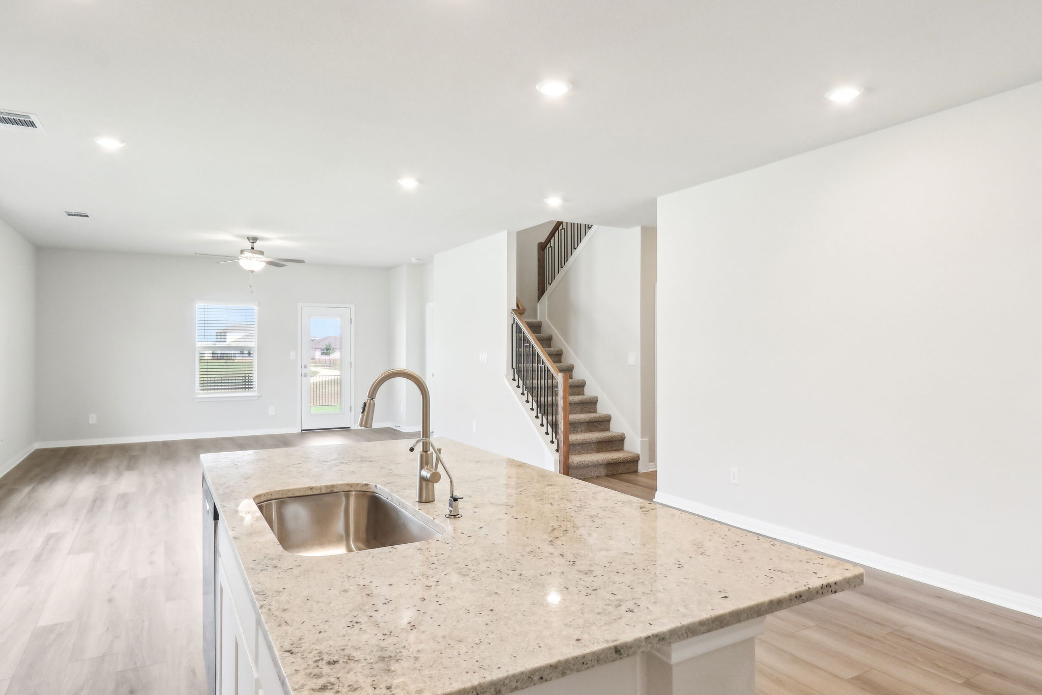 Austin - Lakeside Meadows - 17105 Loch Rd Pflugerville TX 78660 - 011