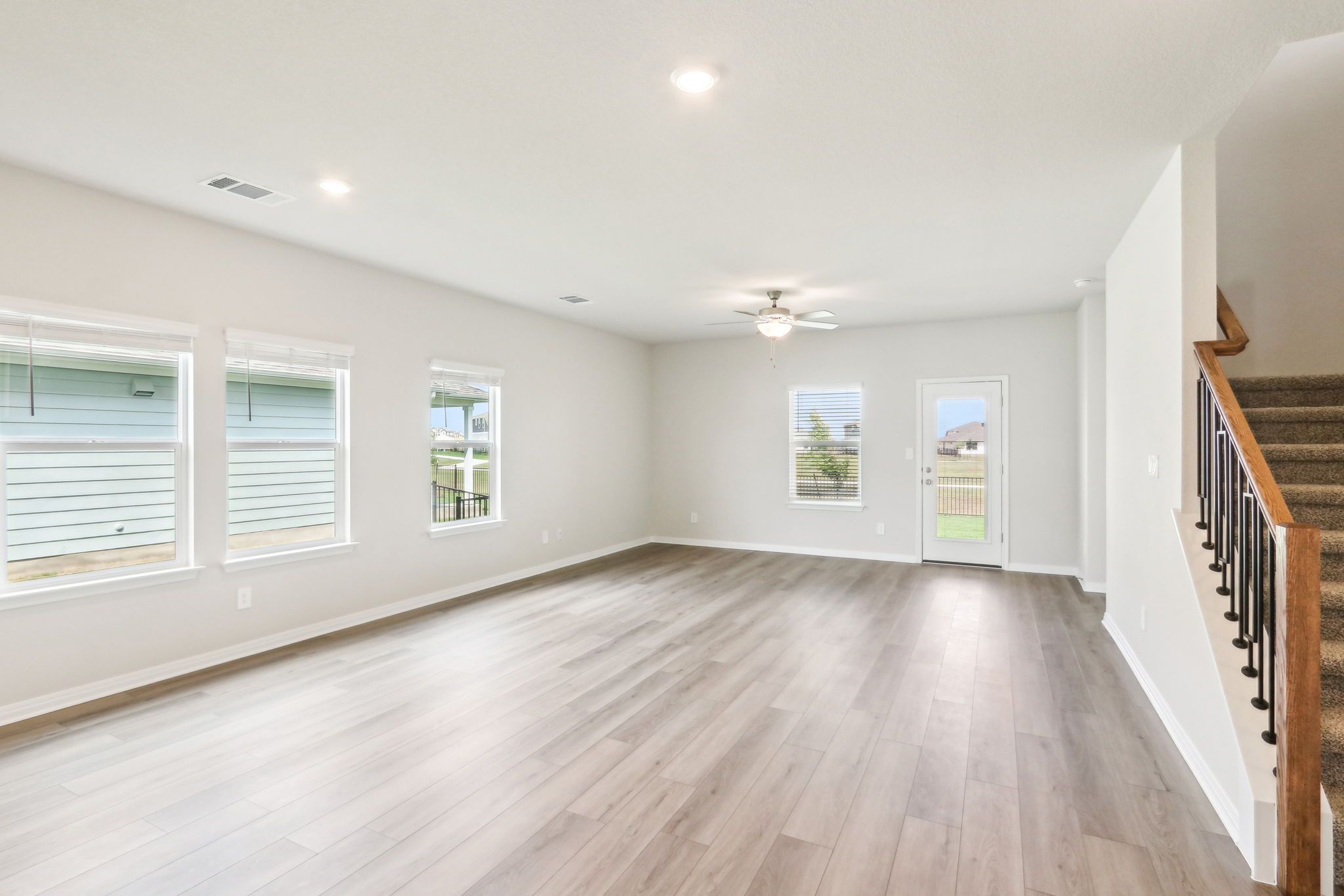 Austin - Lakeside Meadows - 17105 Loch Rd Pflugerville TX 78660 - 013