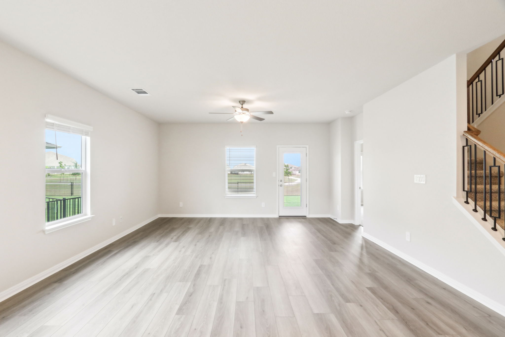 Austin - Lakeside Meadows - 17105 Loch Rd Pflugerville TX 78660 - 014