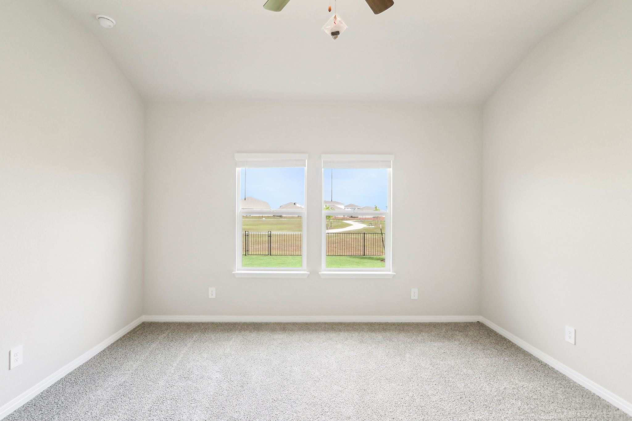 Austin - Lakeside Meadows - 17105 Loch Rd Pflugerville TX 78660 - 023