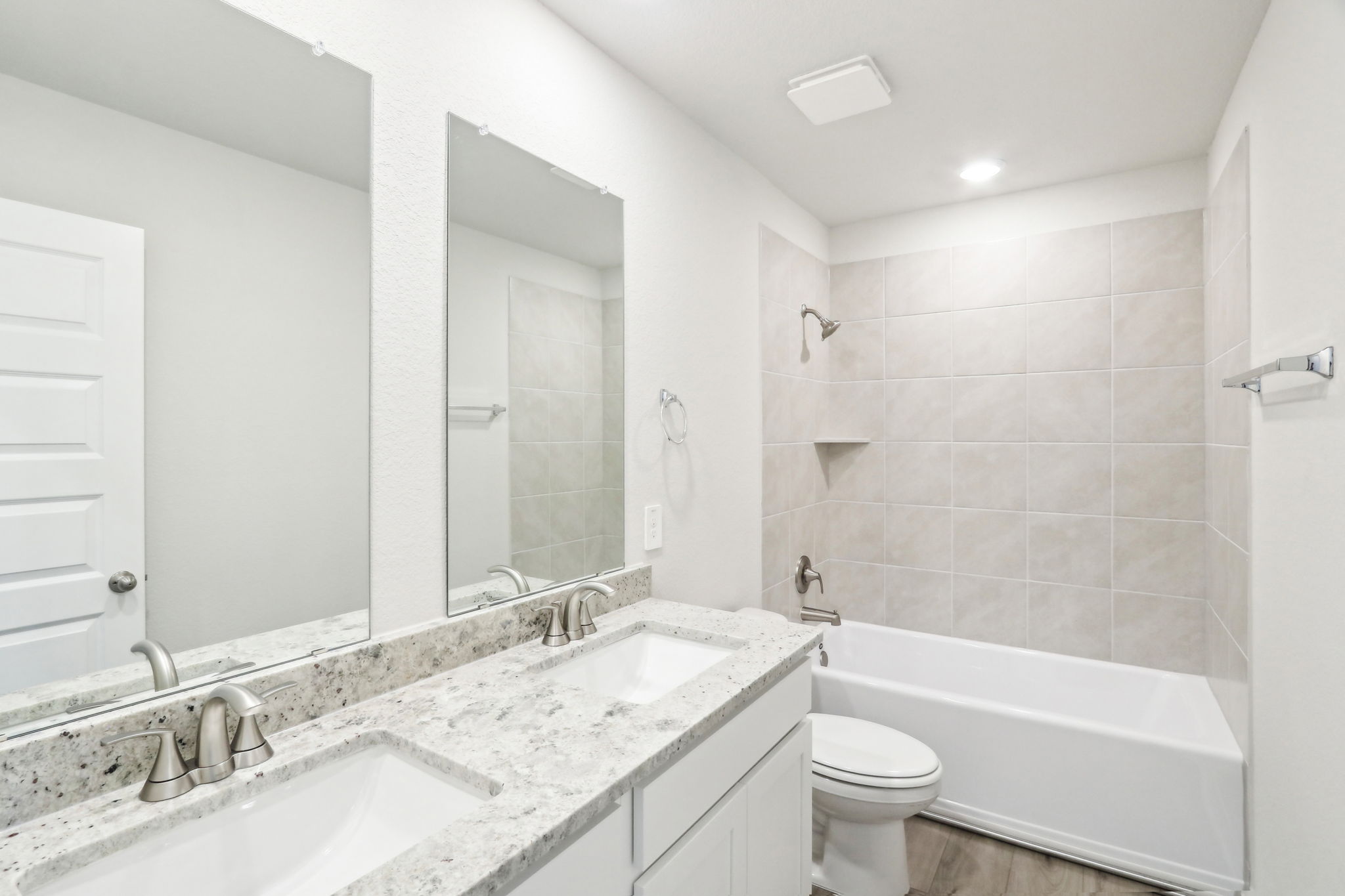 Austin - Lakeside Meadows - 17105 Loch Rd Pflugerville TX 78660 - 036