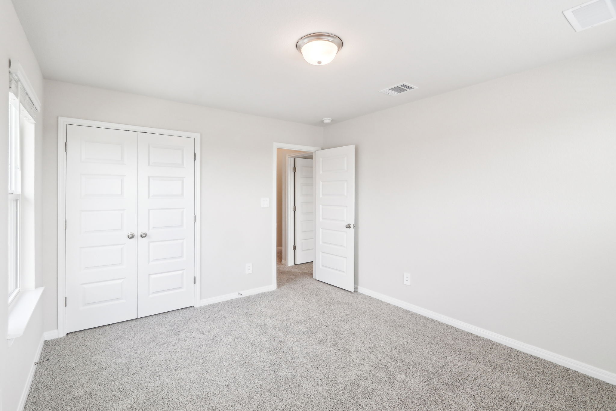 Austin - Lakeside Meadows - 17105 Loch Rd Pflugerville TX 78660 - 040