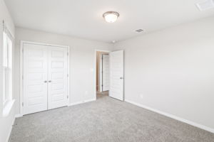 Austin - Lakeside Meadows - 17105 Loch Rd Pflugerville TX 78660 - 040