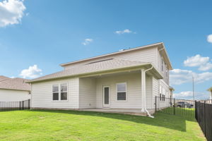 Austin - Lakeside Meadows - 17105 Loch Rd Pflugerville TX 78660 - 047