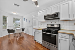 Kitchen with Dinette