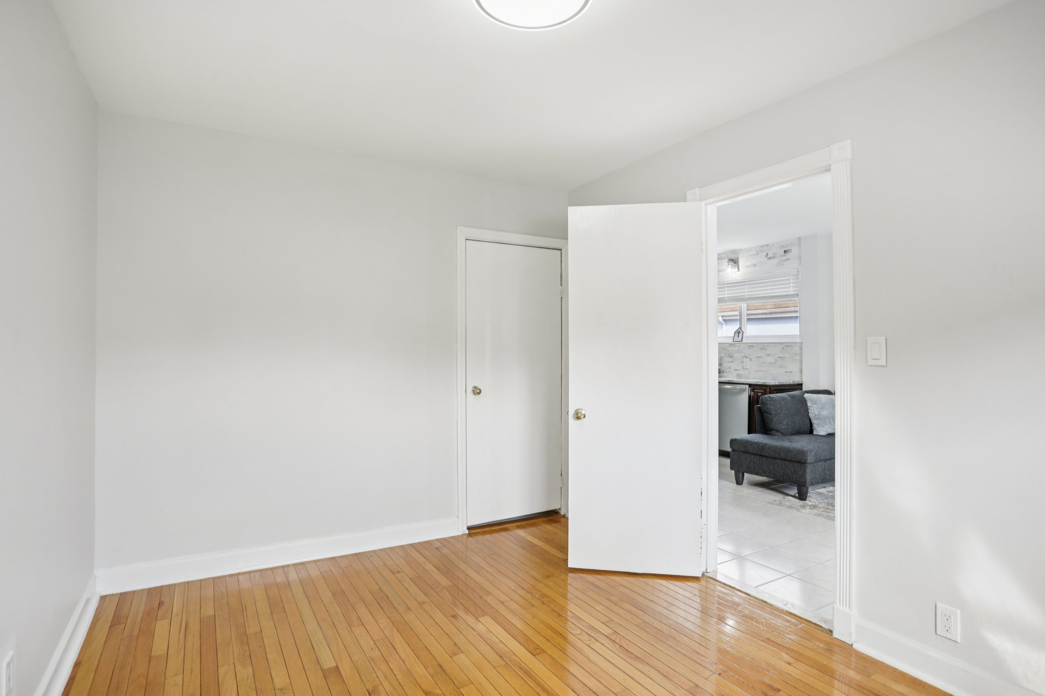 47th St-S0308-016.jpg