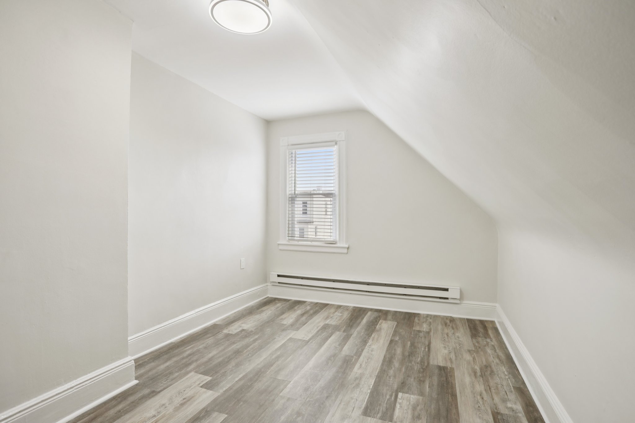 47th St-S0308-038.jpg
