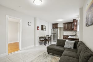 47th St-S0308-005.jpg