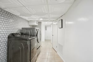 47th St-S0308-020.jpg