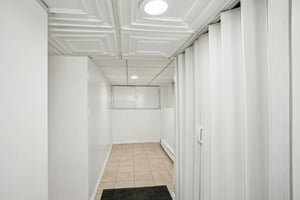 47th St-S0308-021.jpg