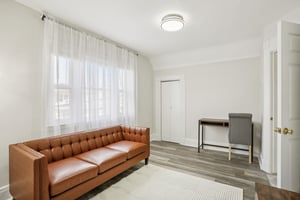 47th St-S0308-037.jpg