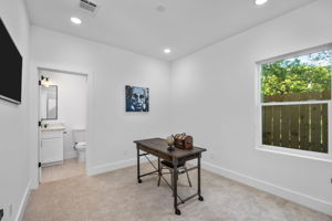 1711 Bardwell St, Houston, TX 77009, USA Photo 6