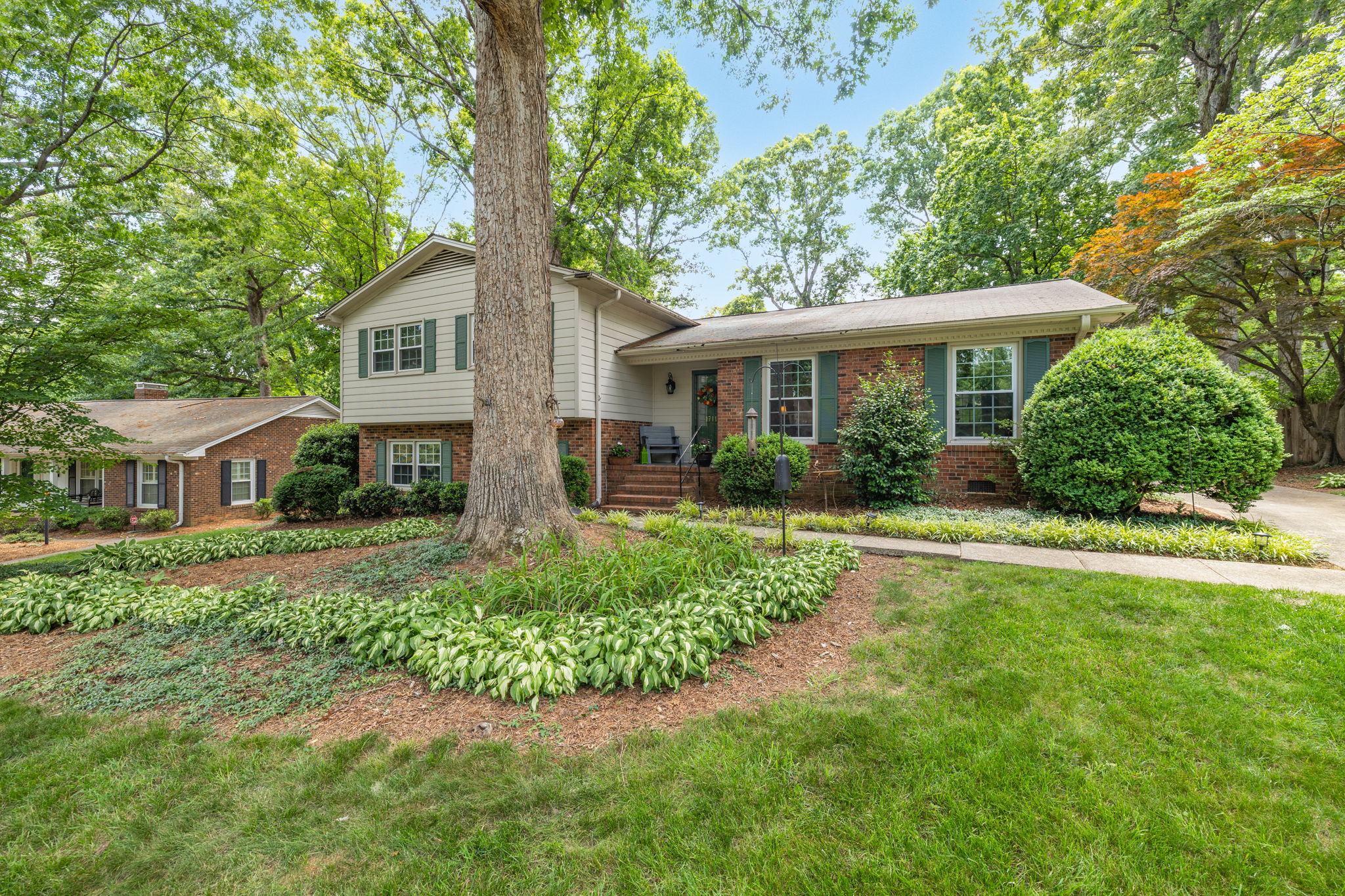 1711 Duval Dr-1