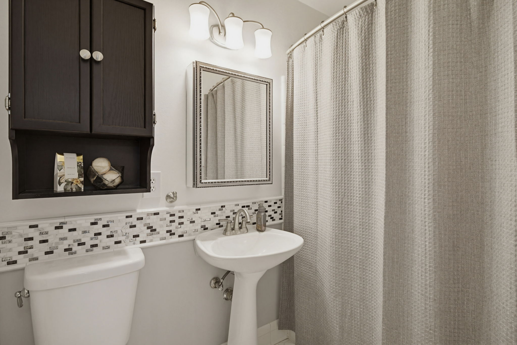 1711 Duval Dr-20