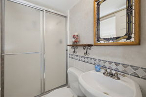 1711 Duval Dr-27
