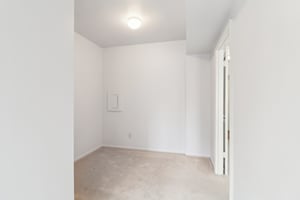 Massachusetts Ave NW 433-2204-025.jpg