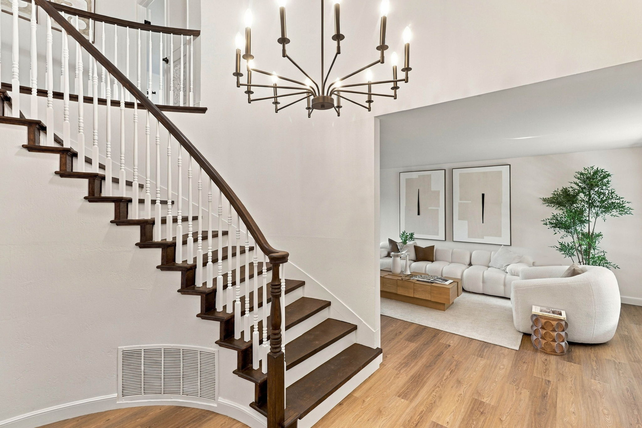 032_F8_1711 Parkwood Dr