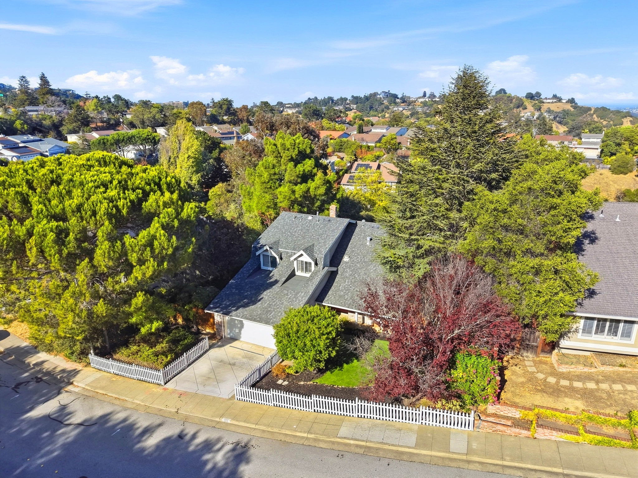 010_F8_AERIAL_1711 Parkwood Dr