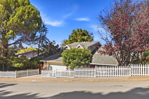 002_F8_1711 Parkwood Dr