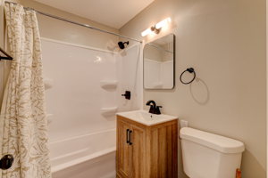 8 Main level bathroom