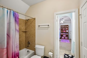 Kirkton Moor Dr-S2609-045.jpg