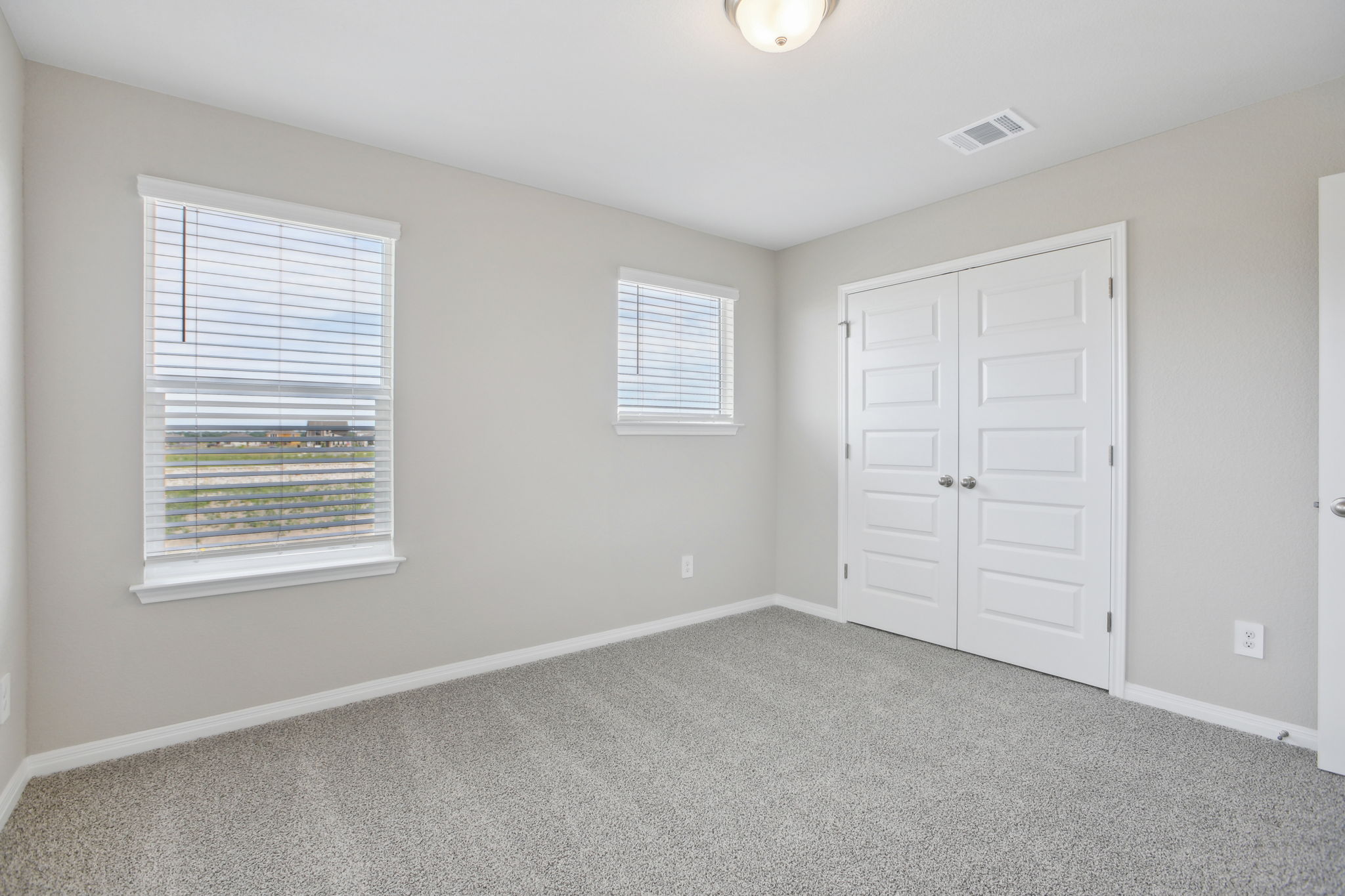 Austin - Lakeside Meadows - 17113 Loch Rd Pflugerville TX 78660 - 040