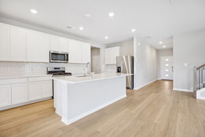 Austin - Lakeside Meadows - 17113 Loch Rd Pflugerville TX 78660 - 011