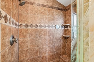 SE 93rd Tellfier Ter-S2005-031.jpg
