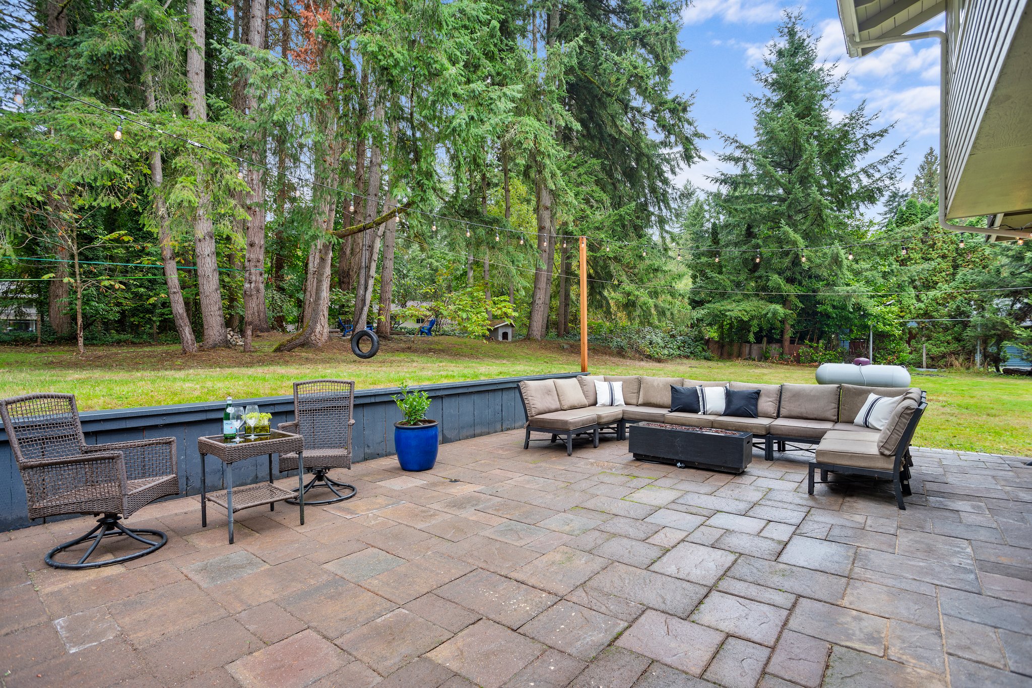 Extra large patio with over 1000 sq feet of space to work with!