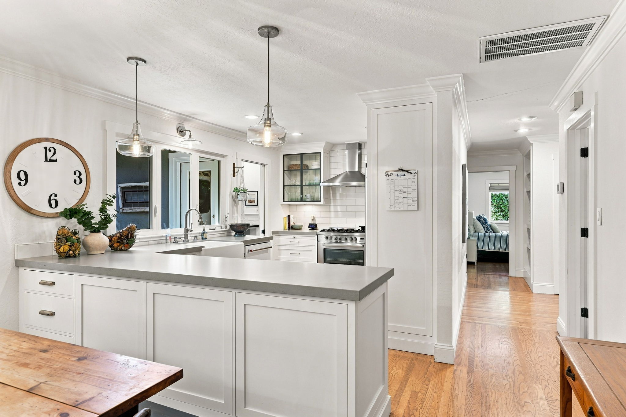 015_F8_1712 Beachwood Way