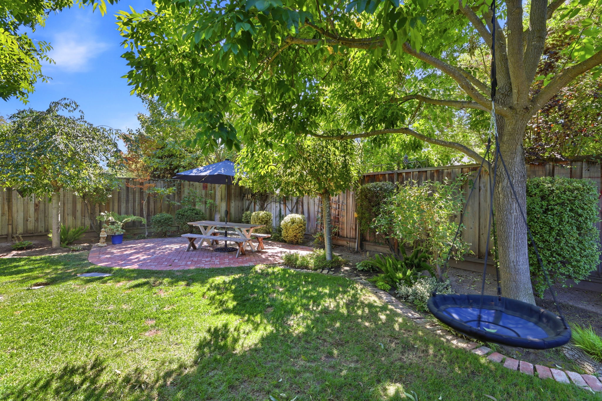 041_F8_1712 Beachwood Way