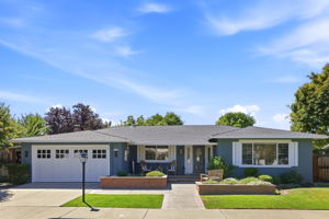 001_F8_1712 Beachwood Way
