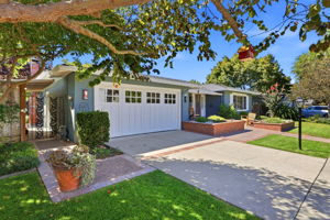 002_F8_1712 Beachwood Way