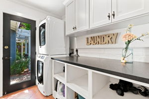 035_F8_1712 Beachwood Way