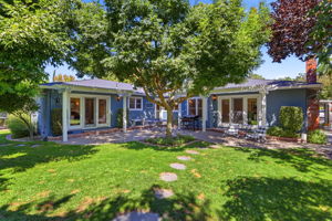 040_F8_1712 Beachwood Way